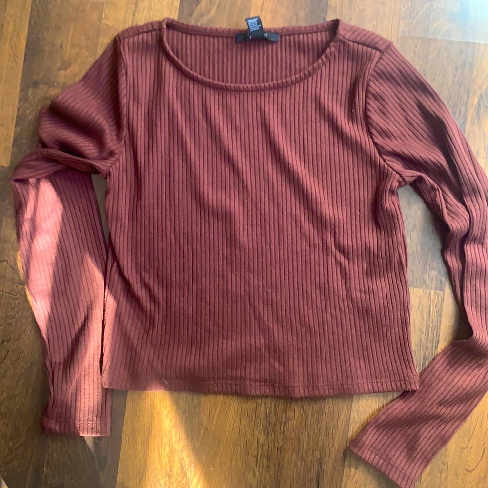 brown top